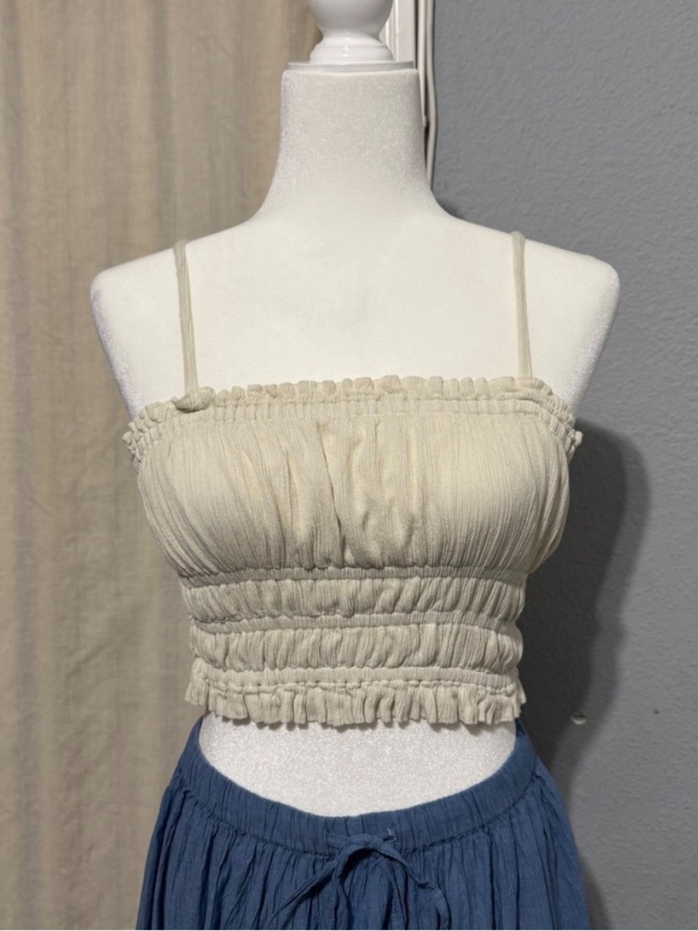 Jopna. M Cream Smocked Crop Tank Top